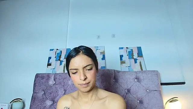 Snapshot of Skye_Moore chatting on September 2025 11:58:01 AM Skye Moore online show from September 2025 11:58:01 AM