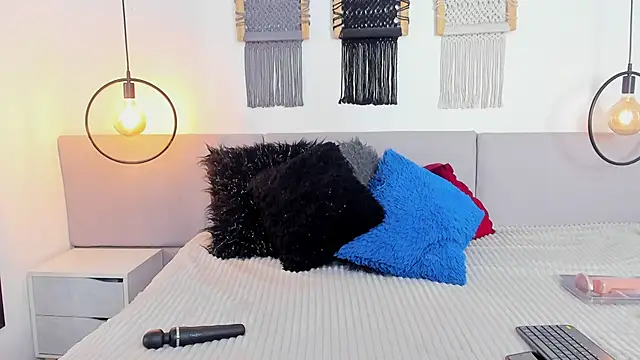 Adisson kyler online show from October 2025 12:09:02 PM