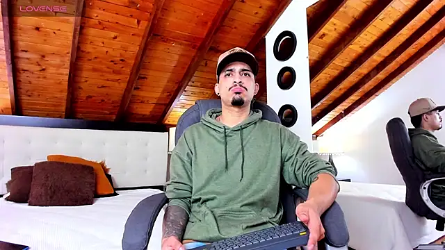 Sebastian Berne online show from March 2025 07:27:02 PM