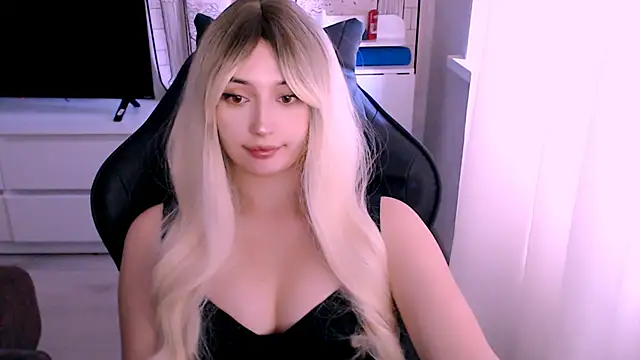 beauty blonde online show from October 2025 03:10:02 AM