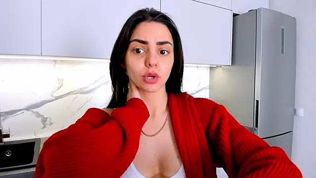 Snapshot of EmiliaZen chatting on February 2025 12:59:01 PM EmiliaZen online show from February 2025 12:59:01 PM