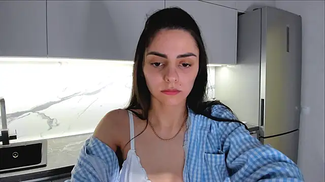 Snapshot of EmiliaZen chatting on March 2025 09:17:01 PM EmiliaZen online show from March 2025 09:17:01 PM