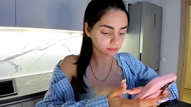 Snapshot of EmiliaZen chatting on March 2025 02:26:02 PM EmiliaZen online show from March 2025 02:26:02 PM