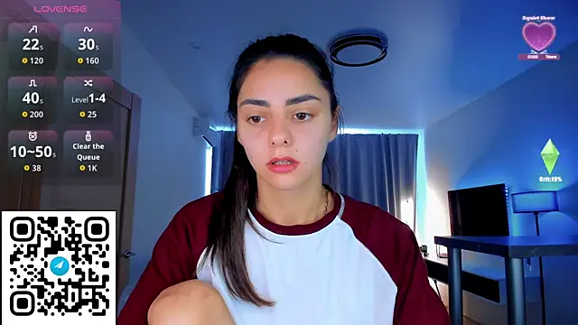 Snapshot of EmiliaZen chatting on September 2025 11:32:01 AM EmiliaZen online show from September 2025 11:32:01 AM