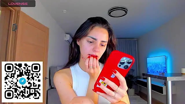 Snapshot of EmiliaZen chatting on November 2025 04:49:01 PM EmiliaZen online show from November 2025 04:49:01 PM