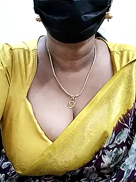 niiveditha online show from February 2025 11:05:01 PM