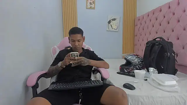 Snapshot of blackdirty420 chatting on October 2025 08:22:01 PM blackdirty420 online show from October 2025 08:22:01 PM