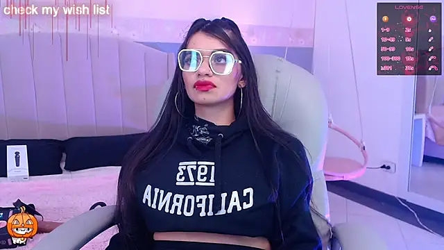 Snapshot of Emerald_gh chatting on October 2025 11:57:02 PM Emerald gh online show from October 2025 11:57:02 PM