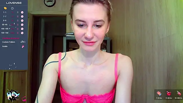 Caramel piegirl online show from October 2025 02:40:01 PM