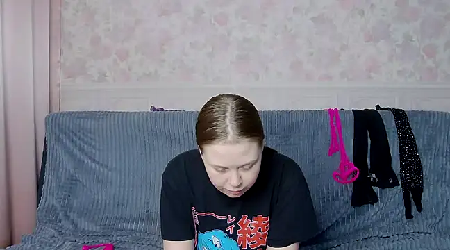 Perris cuttiee online show from February 2025 06:43:02 AM