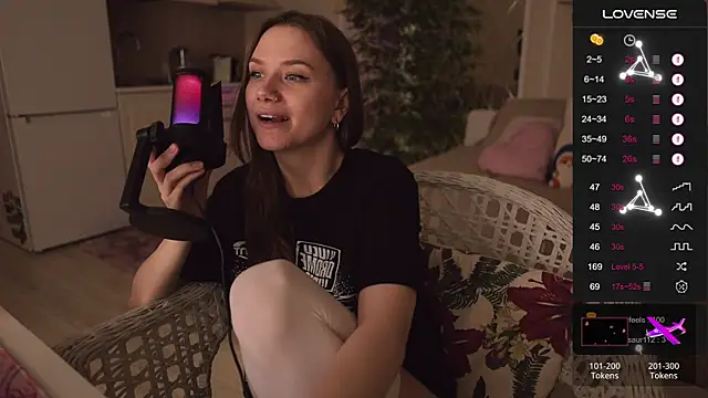 alexa feels  online show from October 2025 06:50:01 PM