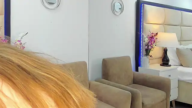 ArianaFranco online show from February 2025 04:47:02 PM