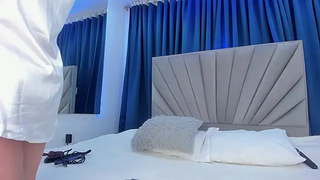 Dakotacarvajal online show from February 2025 12:16:01 PM