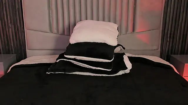 Giiadior online show from March 2025 06:23:01 PM