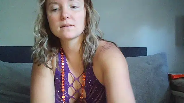 Snapshot of sexiirose22 chatting on October 2025 04:19:02 PM sexiirose22 online show from October 2025 04:19:02 PM