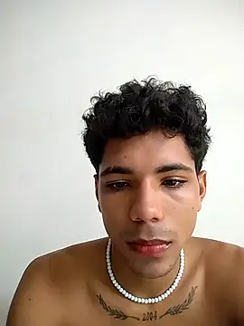 BrawnLove02 online show from March 2025 04:43:02 PM