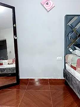 anahi evans19 online show from October 2025 10:23:02 PM