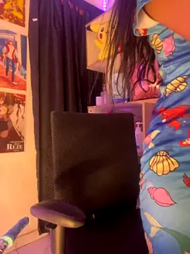 Stefany Lovers online show from September 2025 07:02:02 PM