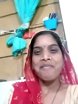 Snapshot of Seema1x chatting on February 2025 06:28:01 AM Seema1x online show from February 2025 06:28:01 AM