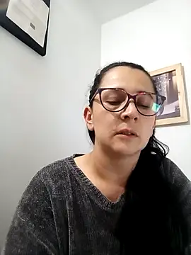 Alanna 11 online show from March 2025 04:01:01 AM