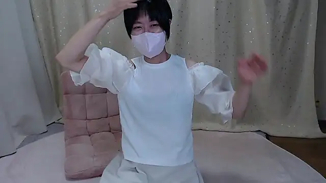 ASAHI chan online show from September 2025 12:17:01 PM