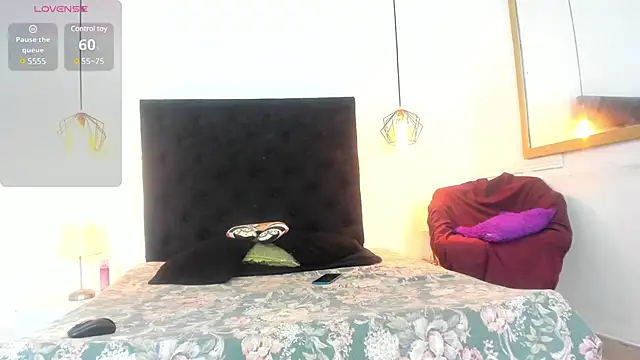 Snapshot of ChanelleJohnson_ chatting on March 2025 09:06:01 AM ChanelleJohnson online show from March 2025 09:06:01 AM