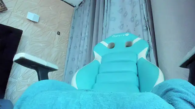 Snapshot of ChanelleJohnson_ chatting on November 2025 06:59:02 PM ChanelleJohnson online show from November 2025 06:59:02 PM