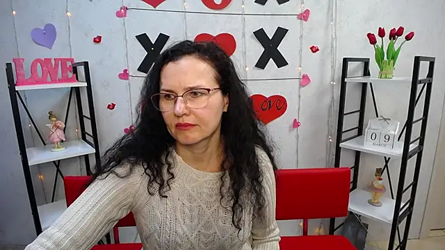 Miroslava Happi online show from March 2025 03:38:02 PM