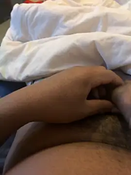 grossebite907 online show from October 2025 12:58:01 PM