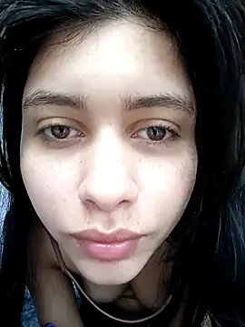 Snapshot of CHLOE_ISABELL chatting on November 2025 06:22:02 PM CHLOE ISABELL online show from November 2025 06:22:02 PM