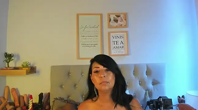 Jackiehmilf52 online show from February 2025 05:04:02 PM