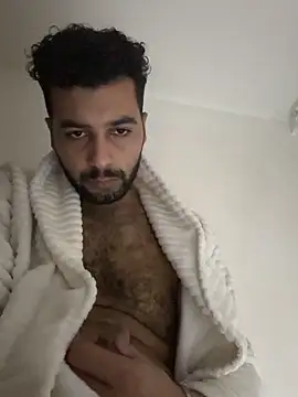 OutsizedPistol online show from September 2025 01:31:02 AM