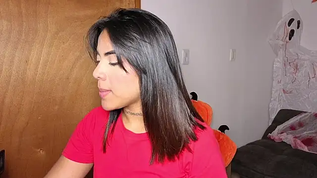 Snapshot of Maryybellax chatting on October 2025 10:41:02 PM Maryybellax online show from October 2025 10:41:02 PM