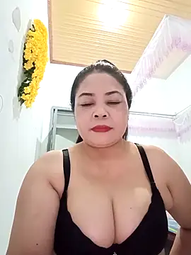 Baby-bigtits2024 online show from March 2025 12:34:01 PM