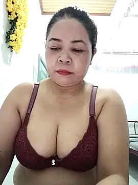 Snapshot of Baby-bigtits2024 chatting on October 2025 10:06:02 PM Baby-bigtits2024 online show from October 2025 10:06:02 PM