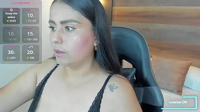 sol valeria online show from September 2025 07:03:01 PM