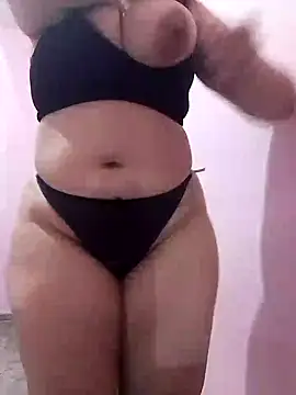 Hot-wisouuu online show from October 2025 06:30:02 PM