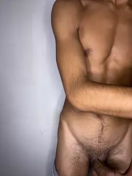 Snapshot of Hamza-Maroki chatting on October 2025 09:11:01 PM Hamza-Maroki online show from October 2025 09:11:01 PM