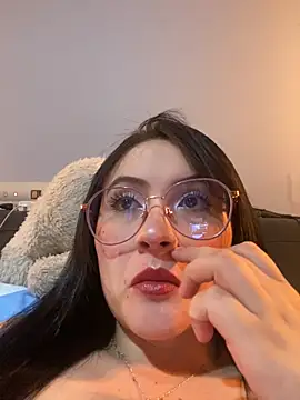 Snapshot of ValentinaOrtiz3 chatting on October 2025 03:12:02 AM ValentinaOrtiz3 online show from October 2025 03:12:02 AM