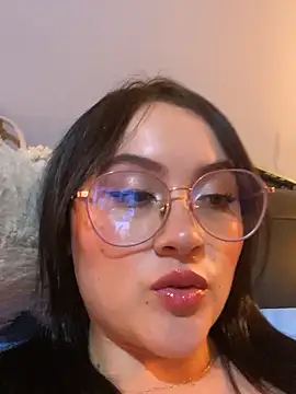 Snapshot of ValentinaOrtiz3 chatting on October 2025 10:40:01 PM ValentinaOrtiz3 online show from October 2025 10:40:01 PM