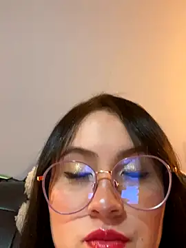 Snapshot of ValentinaOrtiz3 chatting on October 2025 02:11:02 AM ValentinaOrtiz3 online show from October 2025 02:11:02 AM