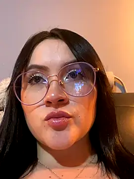 Snapshot of ValentinaOrtiz3 chatting on October 2025 03:42:01 AM ValentinaOrtiz3 online show from October 2025 03:42:01 AM