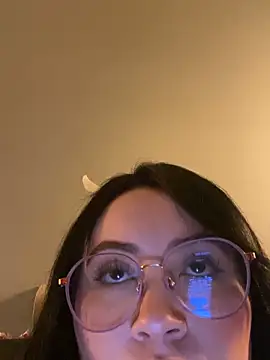 Snapshot of ValentinaOrtiz3 chatting on November 2025 02:12:01 AM ValentinaOrtiz3 online show from November 2025 02:12:01 AM