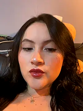 Snapshot of ValentinaOrtiz3 chatting on November 2025 11:58:01 PM ValentinaOrtiz3 online show from November 2025 11:58:01 PM