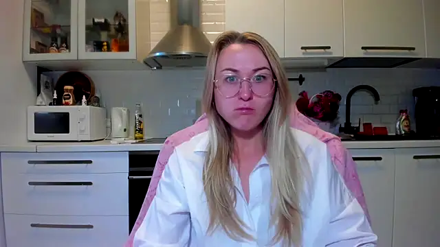 your Goddess Eva online show from October 2025 05:58:02 AM