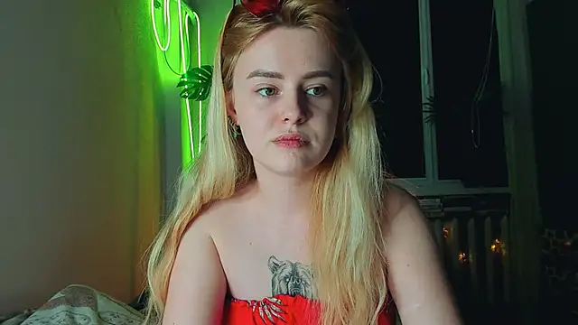 Snapshot of Alexa_Pirs chatting on March 2025 11:35:02 PM Alexa Pirs online show from March 2025 11:35:02 PM