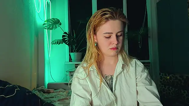 Snapshot of Alexa_Pirs chatting on March 2025 09:54:02 PM Alexa Pirs online show from March 2025 09:54:02 PM