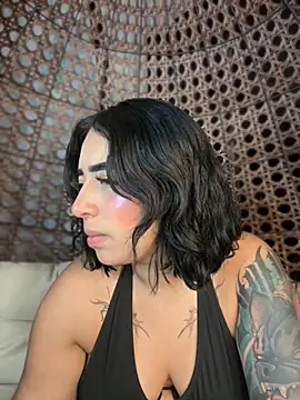 Snapshot of Scarlett-LS chatting on October 2025 02:36:02 AM Scarlett-LS online show from October 2025 02:36:02 AM