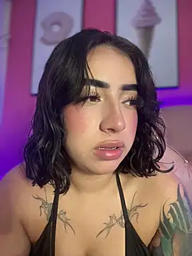 Snapshot of Scarlett-LS chatting on November 2025 01:59:02 AM Scarlett-LS online show from November 2025 01:59:02 AM