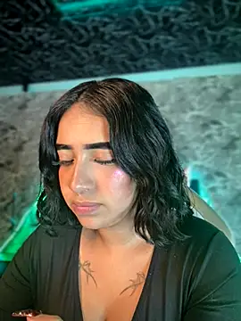 Snapshot of Scarlett-LS chatting on November 2025 02:12:01 AM Scarlett-LS online show from November 2025 02:12:01 AM